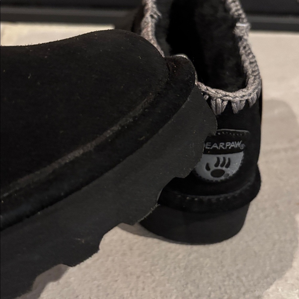 BEARPAW Lana Crochet Detail Cow Suede Ankle Bootie,wool blend lining,pad insole - Picture 8 of 10